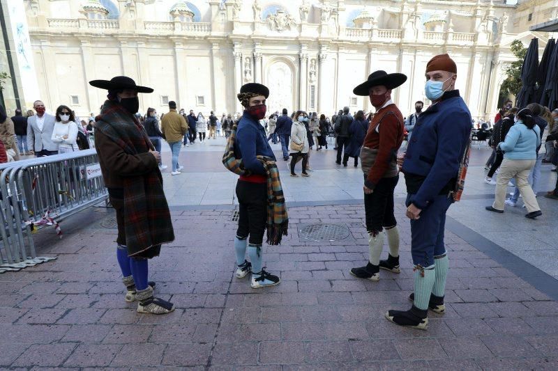 La basílica del Pilar recibe a los zaragozanos con aforo reducido y medidas de seguridad