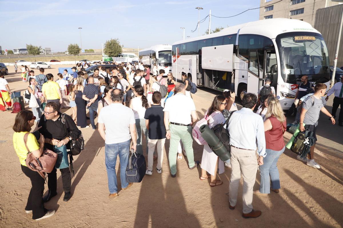 Regresan a Córdoba los más de 1.000 jóvenes tras su encuentro con León XIV Regresan a Córdoba los más de 1.000 jóvenes tras su encuentro con León XIV