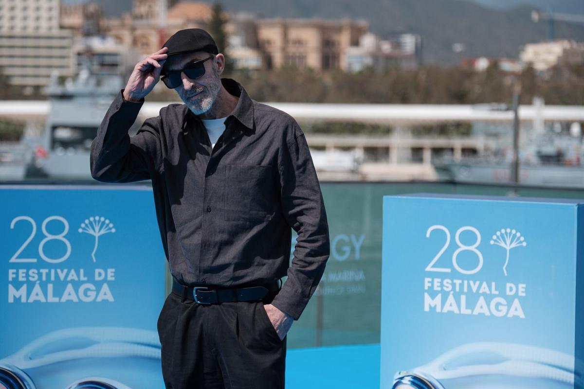 El actor José Luis Ferrer posa la presentación de la película 'Ravens (Cuervos)' de Mark Gill
