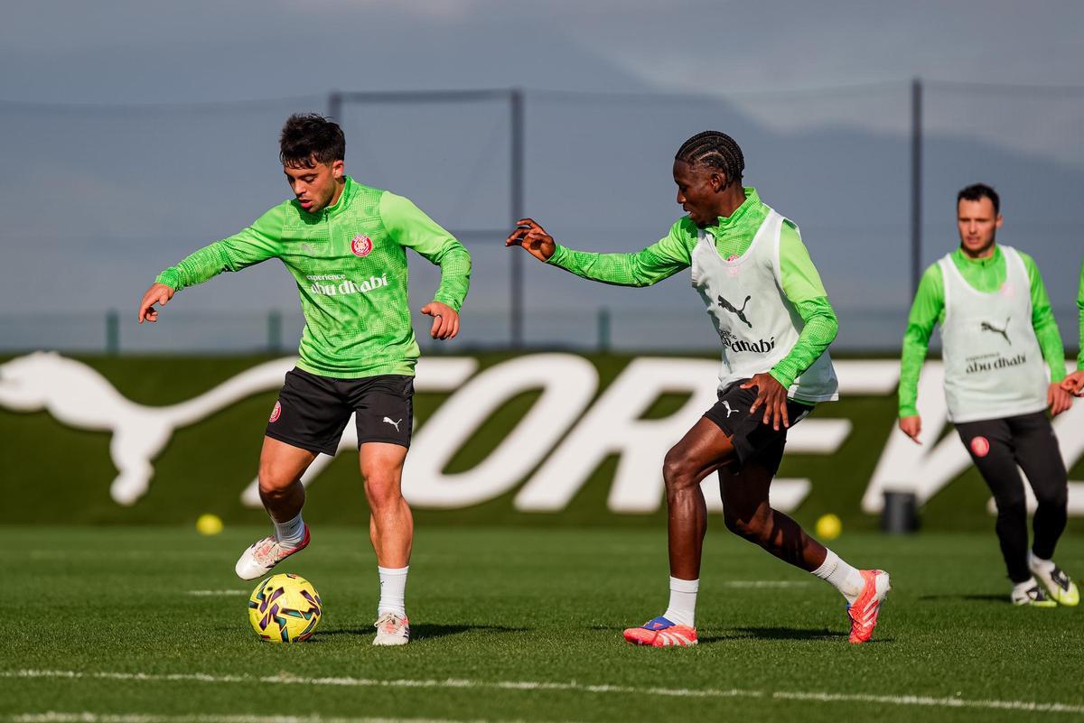 Les fotos del primer entrament de Ter Stegen amb el Girona FC