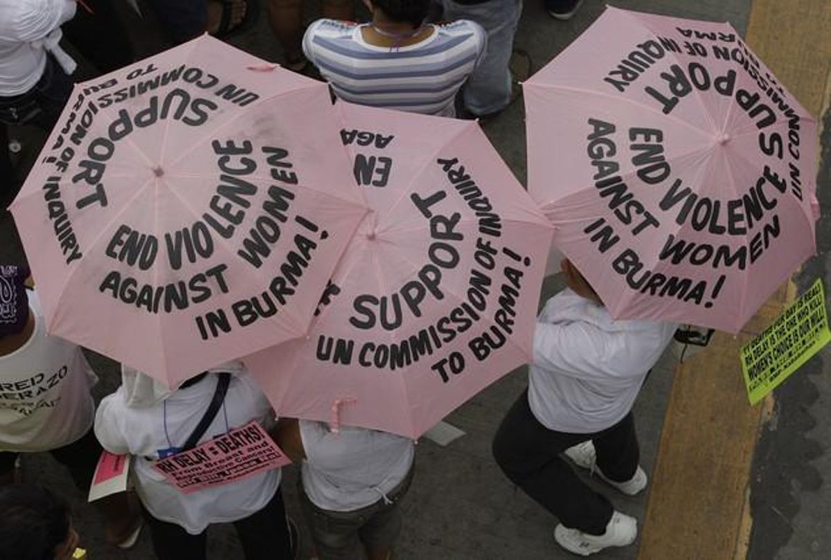 Manifestació contra la violència contra les dones a Burma, a les Filipines. Manifestació contra la violència contra les dones a Burma, a les Filipines.