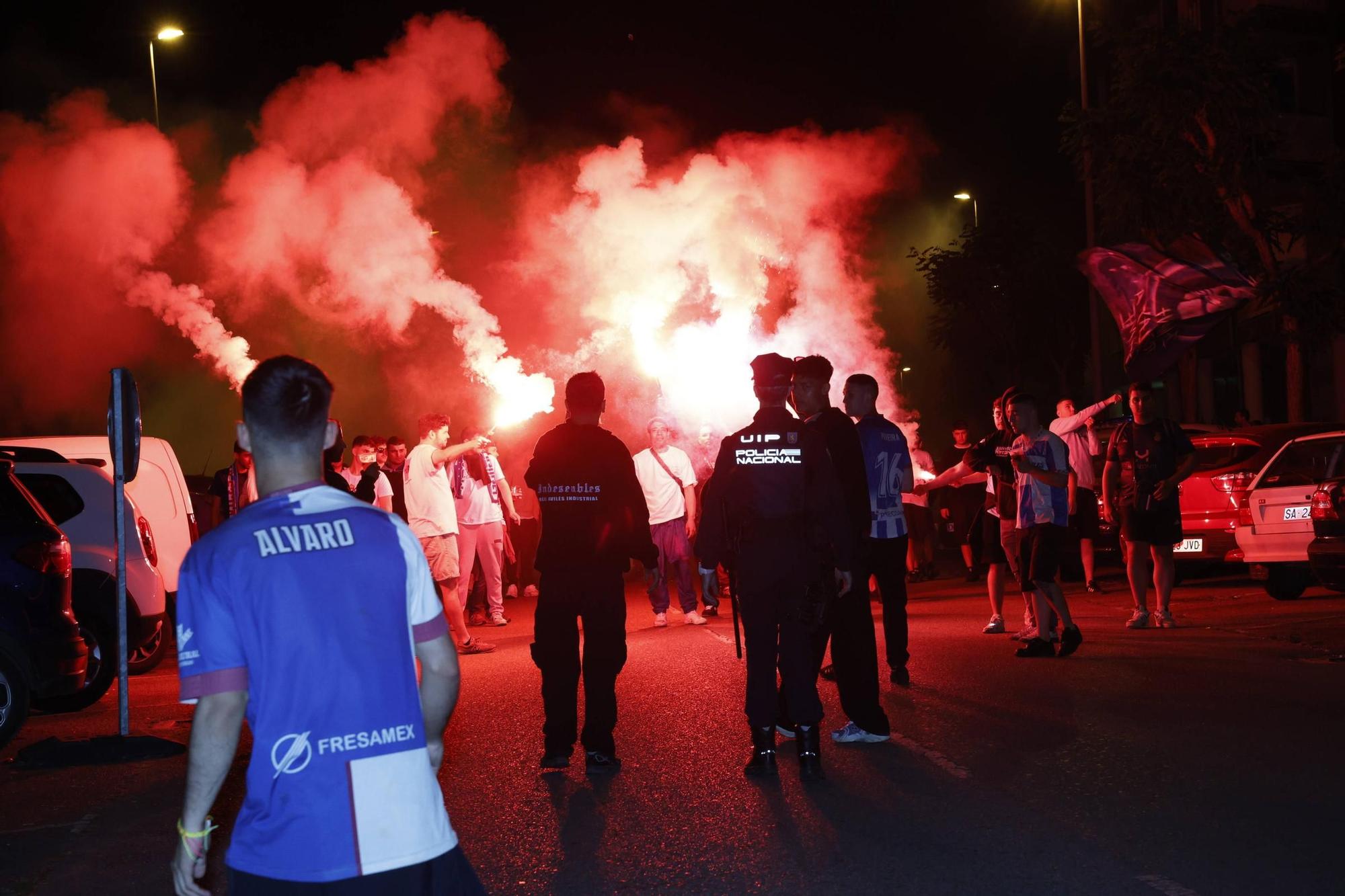 EN IMÁGENES: Locura en las calles de Avilés por el ascenso