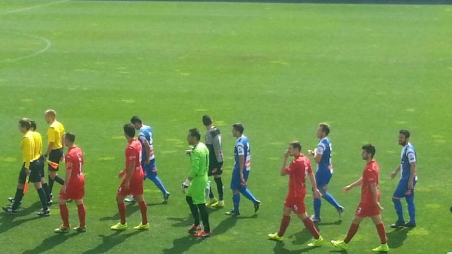 El Alcoyano vence al Olot