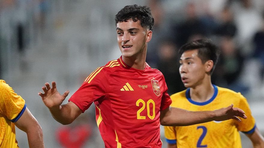 Hugo Álvarez, en su debut frente a Kazajistán en la sub-21