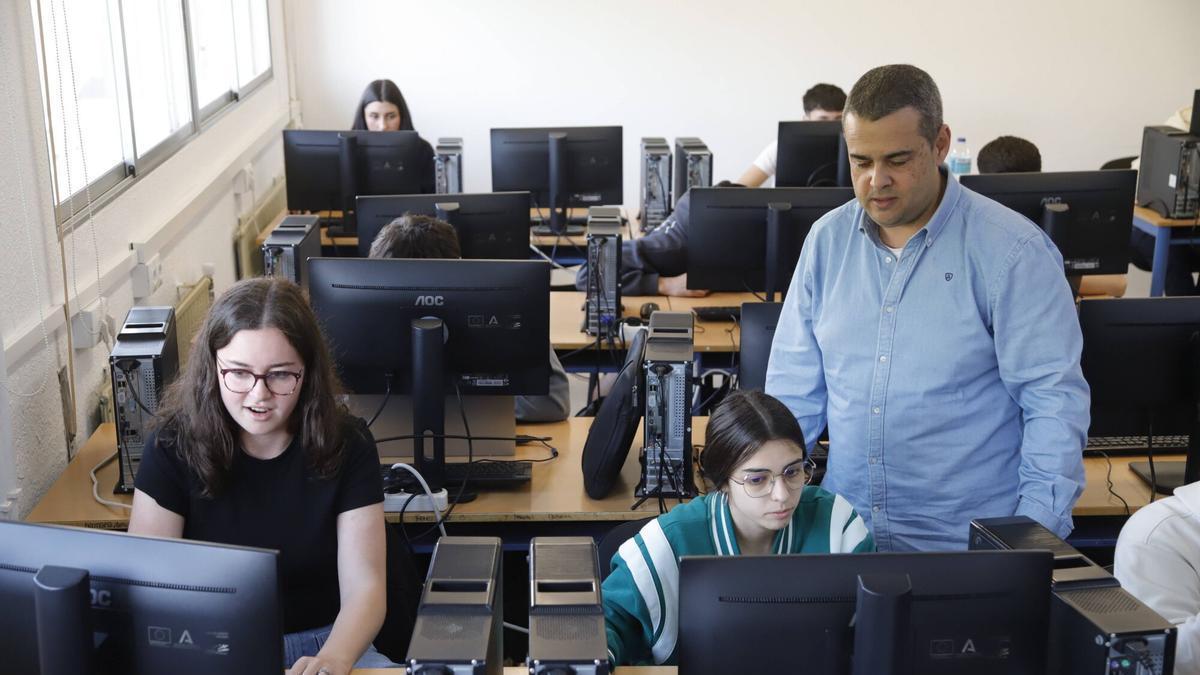 Las mujeres se abren paso en los ciclos técnicos de FP