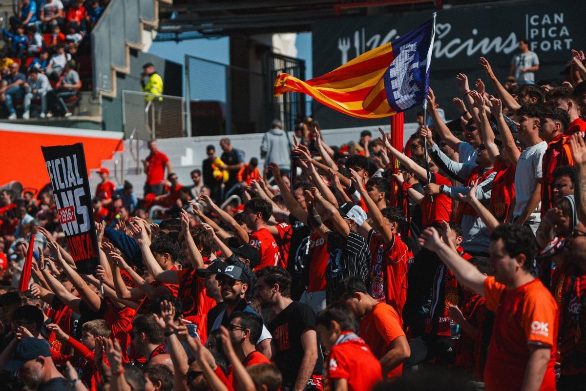 Aficionados del Real Mallorca.