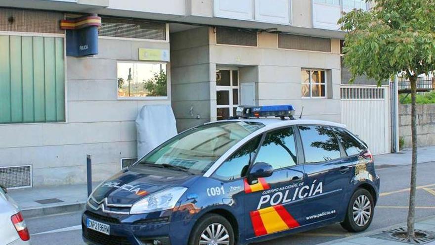 El acusado fue trasladado a la Comisaría de Policía Nacional de Marín.