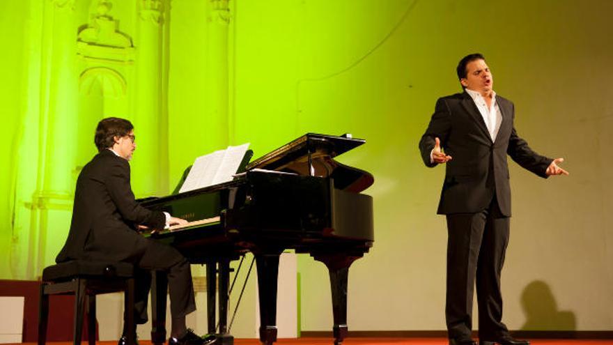 Ainhoa Arteta y Pancho Corujo llenan el auditorio de Jameos