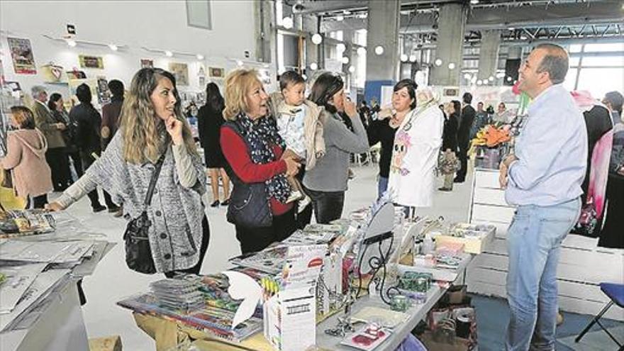 La Feria del Mueble de Badajoz reúne en Ifeba a 60 empresas del sector, el 30% lusas