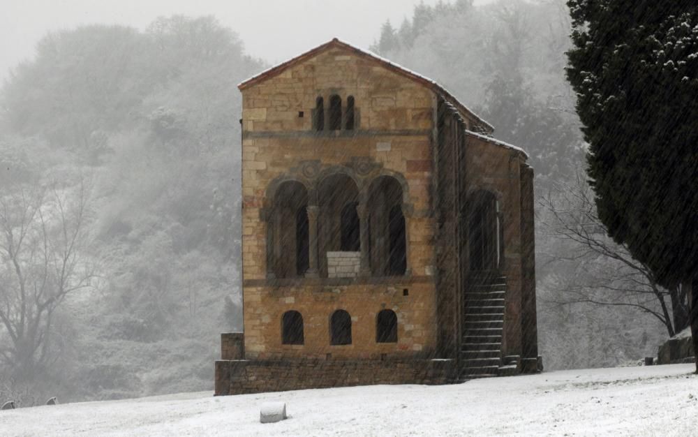 Las 40 fotos que te harán echar de menos el invierno (y la nieve) en Asturias