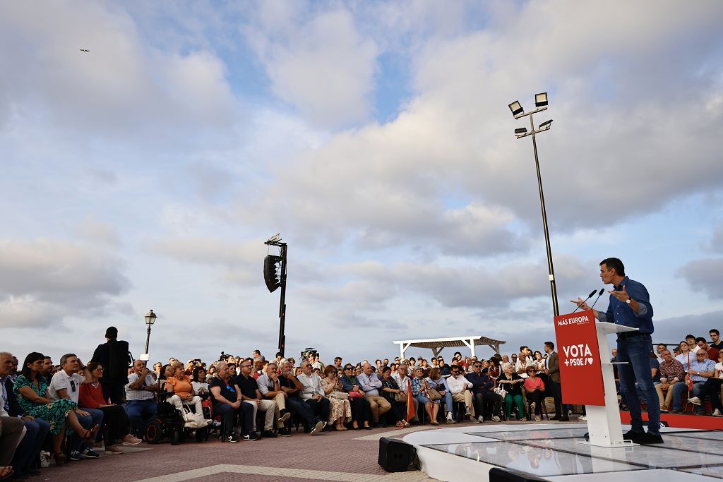 Visita de Pedro Sánchez en Los Alcázares