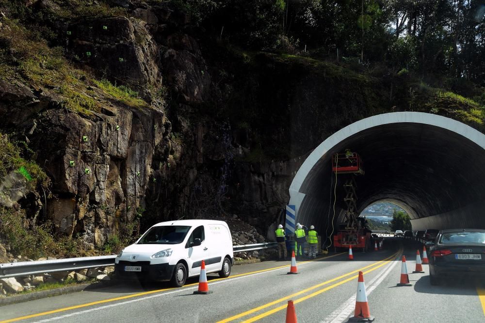 Sondeos en el túnel del corredor de Morrazo para i