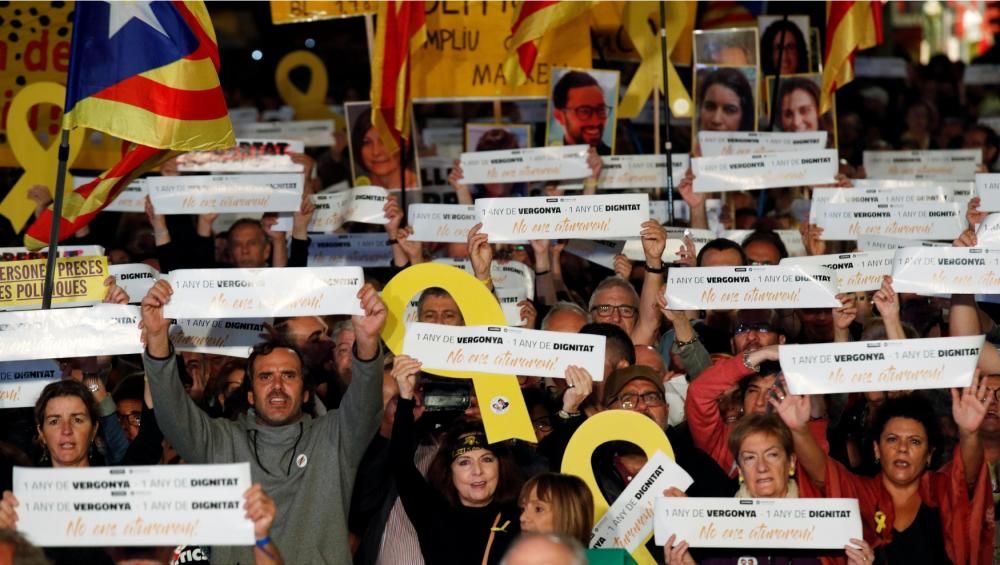 Acte a Barcelona per reclamar la llibertat dels presos