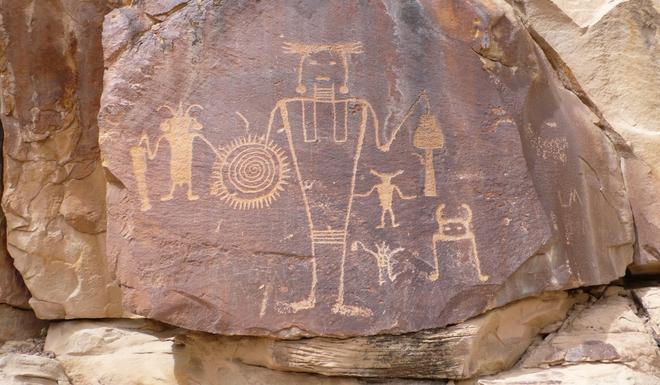 Panel de petroglifos de McKee Springs