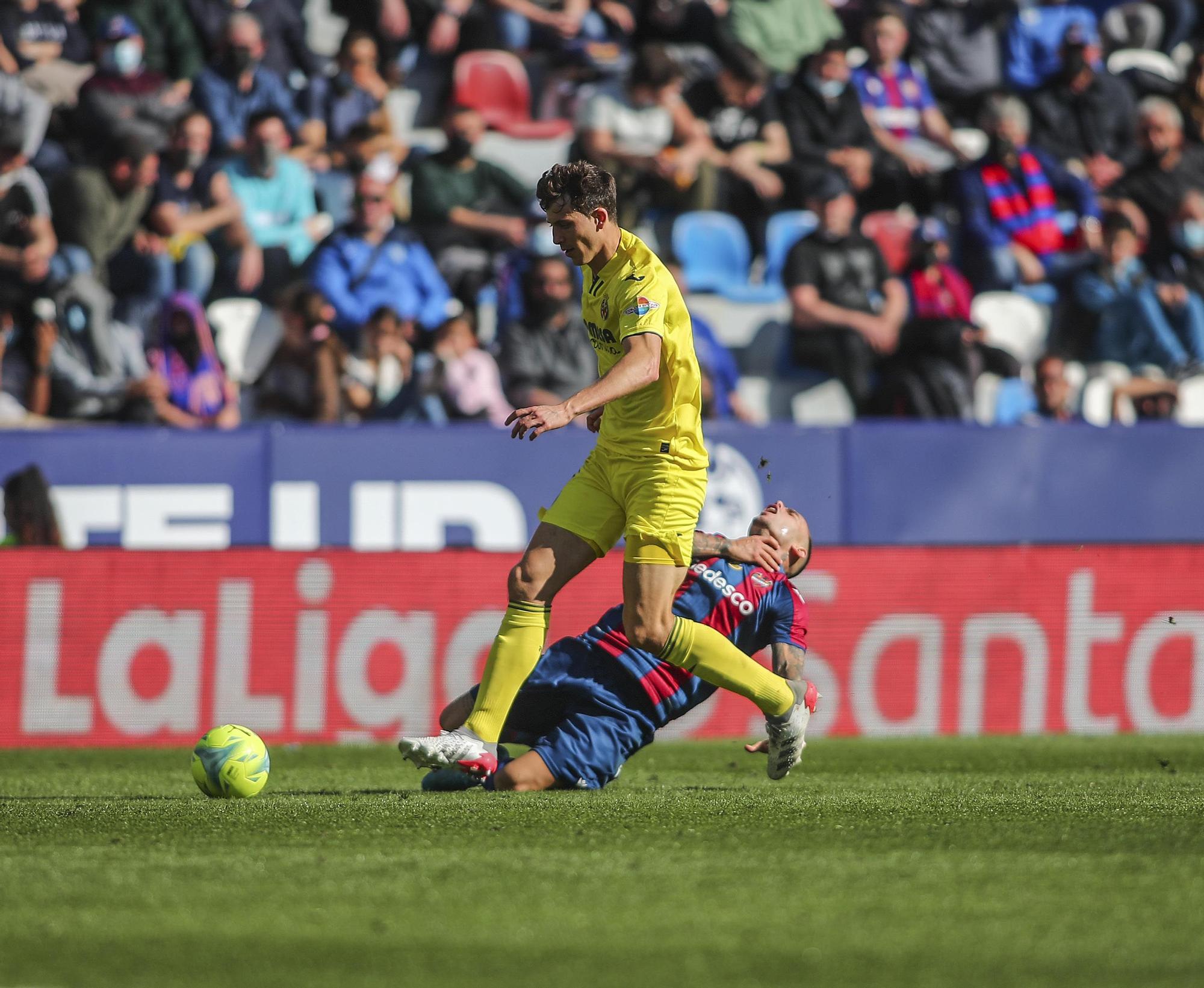 Las imágenes de la victoria del Levante frente al Villarreal en el Ciutat de València