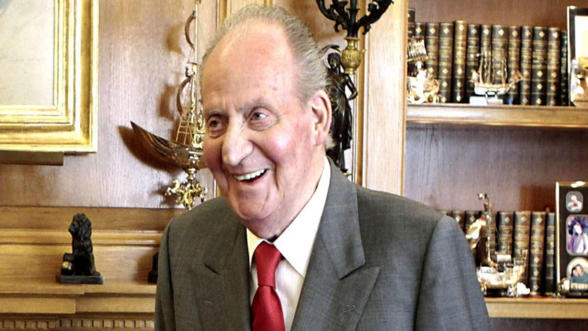 El rey emérito podría regresar a España en un vuelo regular el 12 de octubre