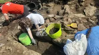 Las tumbas medievales de Llanera hablan: los esqueletos desvelan curiosidades sobre la alimentación o los ritos funerarios