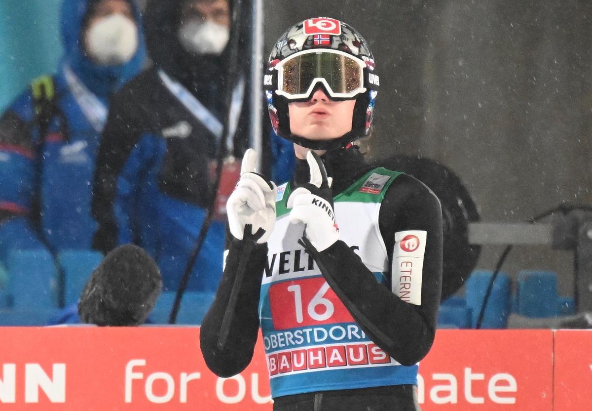 Lindvik, nuevo campeón olímpico de trampolín largo