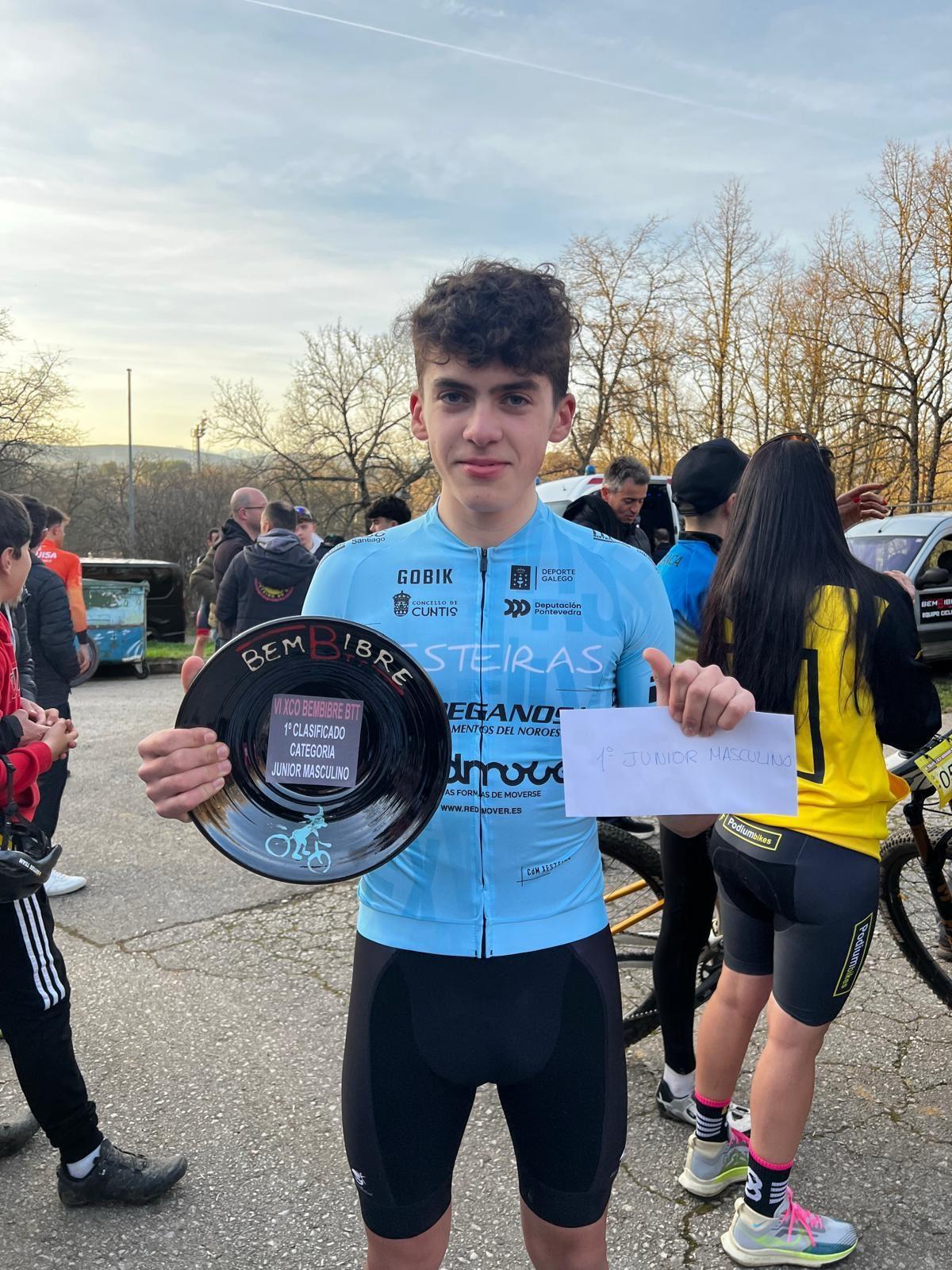 El estradense Manu Souto con el primer puesto en el XCO de Bembibre