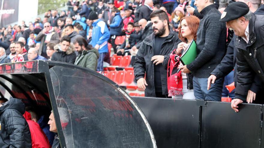 Los lamentables insultos de tres aficionados del Rayo a Marcelino