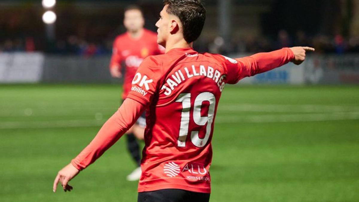 Javi Llabrés fue el jugador diferencial ante el Valle de Egüés.