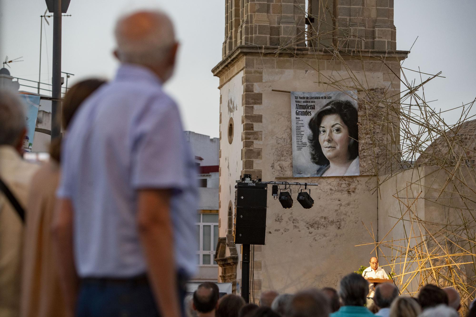 Homenaje a Almudena Grandes en Rota.