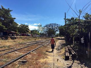 Un migrante hondureño de 23 años muere arrollado por tren en México