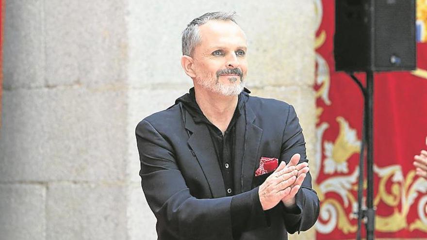 Bosé, ahora contra la vacuna del covid-19