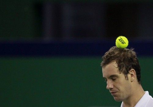France's Richard Gasquet reacts after missing a point during his single's tennis match against Radek Stepanek of Czech Republic at the Shanghai Masters tournament in Shanghai