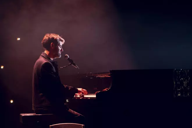 Les millors imatges del concert de Joan Dausà al Kursaal de Manresa
