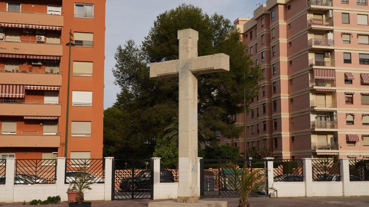 La cruz, en la parroquia de Santo Tomás de Villanueva.