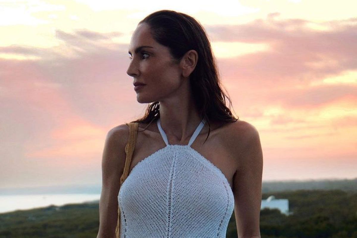 Eugenia Silva estrena un vestido blanco de crochet de forte_forte