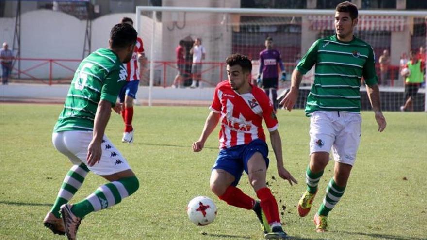 Cacereño-Don Benito, primer duelo de altura para Scatolaro