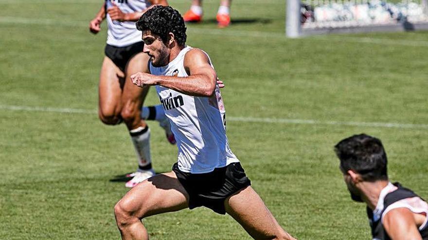 Gonçalo Guedes, rápido en la sesión del martes.