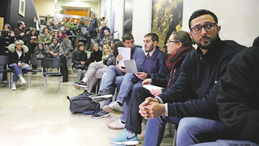 Valtonyc, el pasado febrero con miembros de su grupo de apoyo en Mallorca.