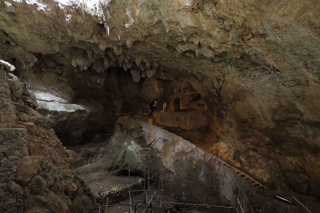 Cueva de El Castillo en Puente Viesgo