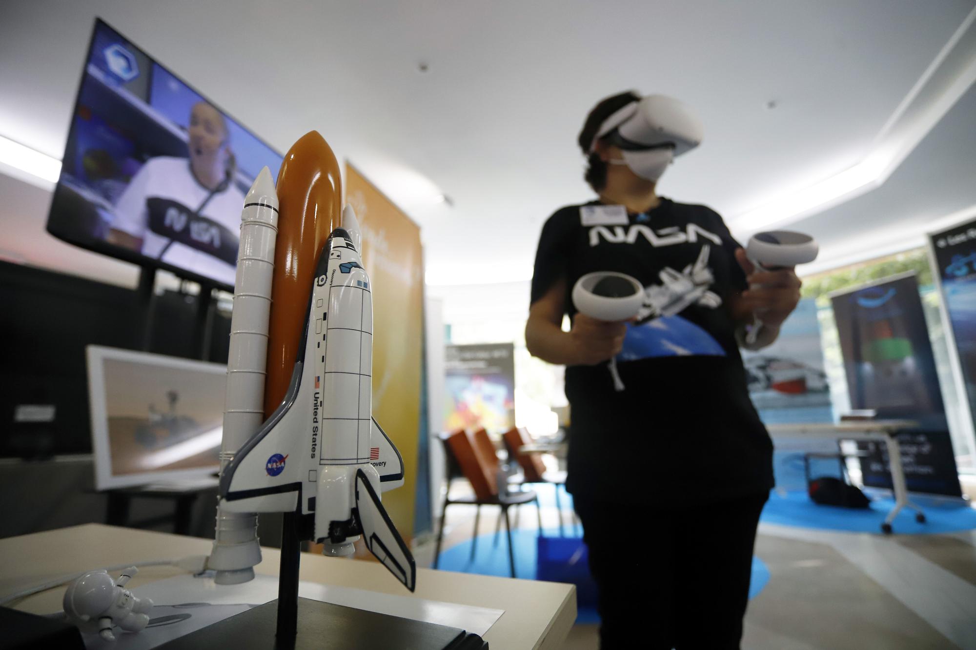 Las imágenes de la segunda edición del congreso de turismo espacial y subacuático SUTUS en Marbella