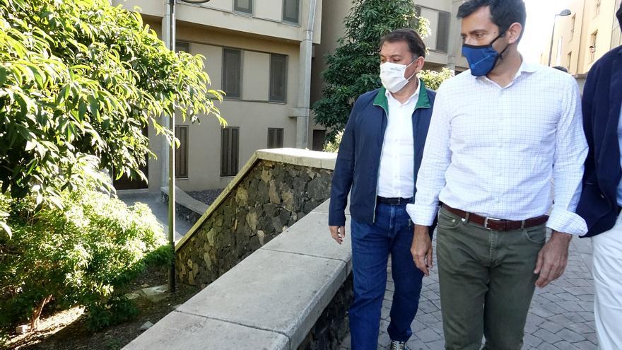 Santa Cruz de Tenerife firma en Madrid la rehabilitación de viviendas de Añaza