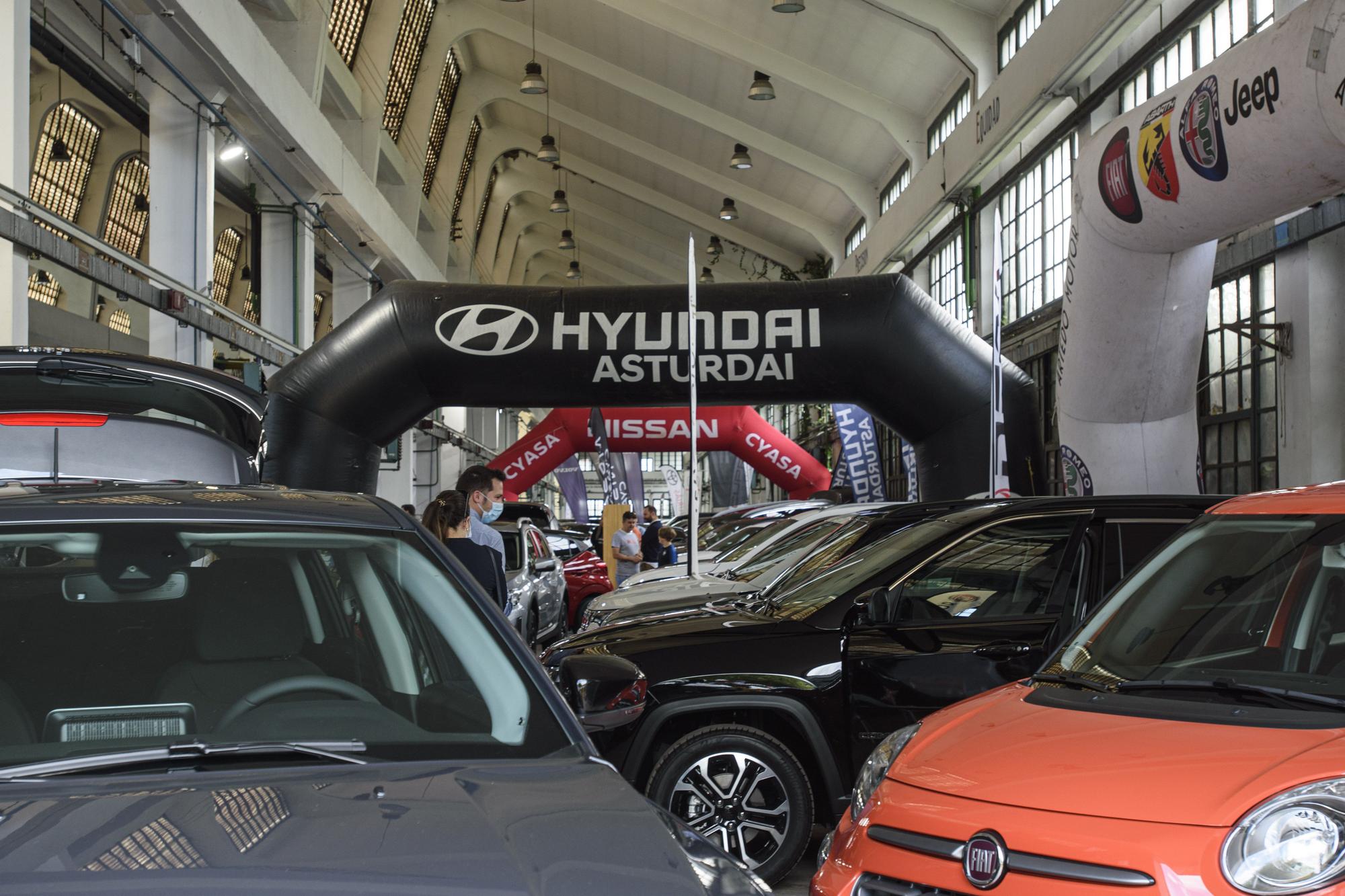 EN IMÁGENES: Así fue la Feria del Automóvil de la Vega en Oviedo