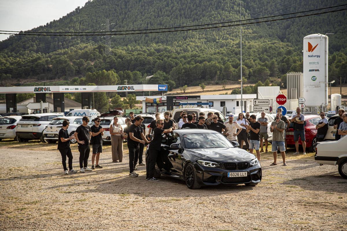 L'últim adeu de Sant Martí de Torroella a Pau Simon, el miner mort a Súria