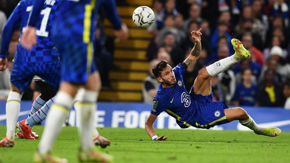 Saul en una acción del duelo de EFL Cup