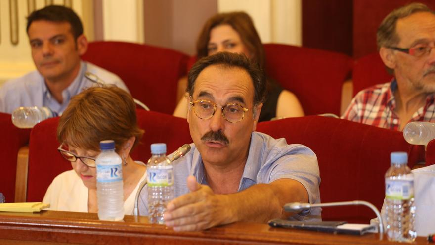 Los servicios jurídicos del Ayuntamiento de Badajoz valoran si hay delito en las palabras de Pedro Miranda