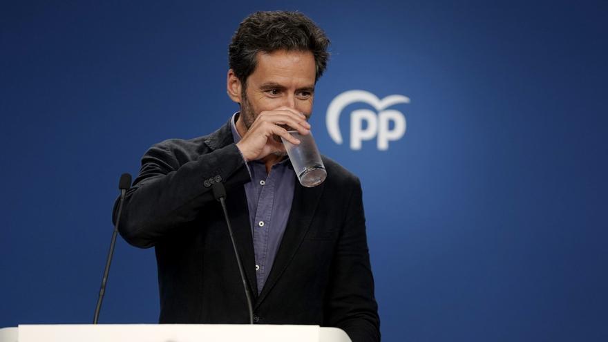 Sémper califica de &quot;escándalo&quot; que Díaz se vea con Puigdemont para &quot;allanar&quot; la investidura