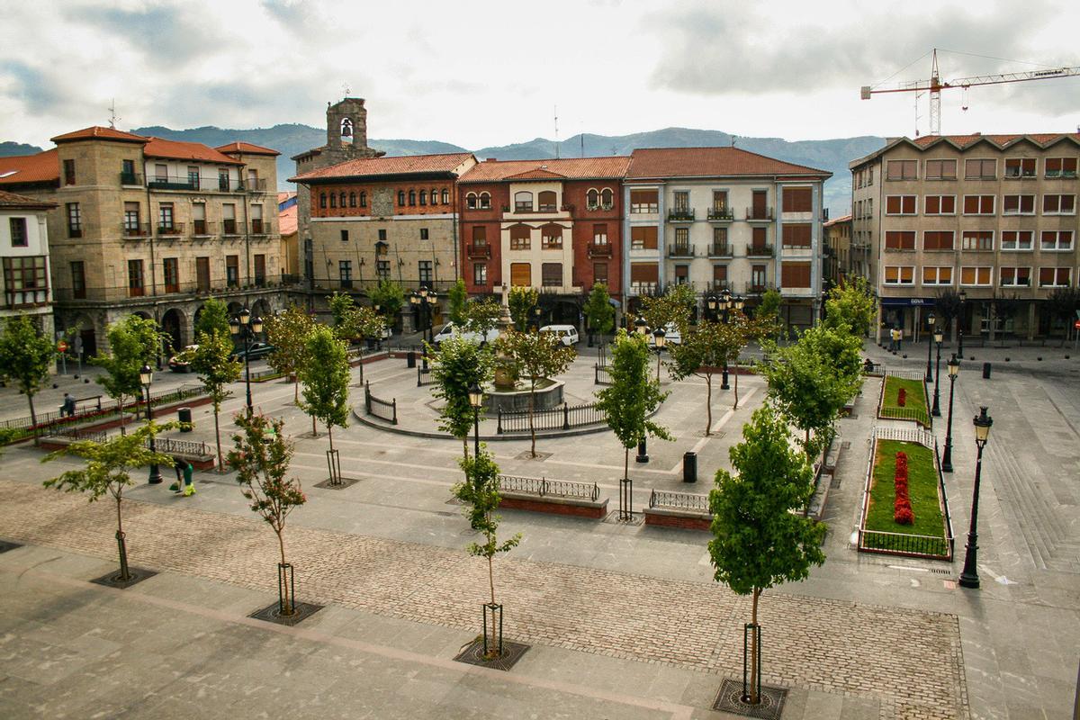 La Plaza de los Fueros