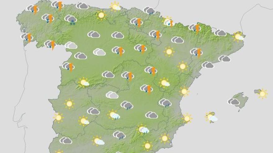 La AEMET actualiza la previsión del tiempo para el fin de semana: la lluvia no da tregua