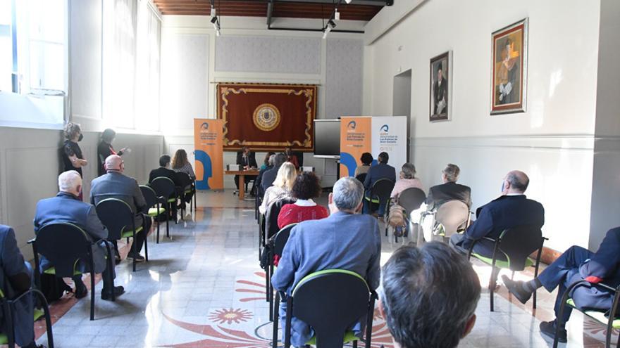 Acto de entrega de los premios de calidad docente a los profesores de la ULPGC.