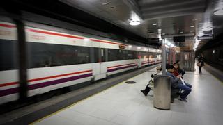 Un tren de la R1 de Rodalies descarrila en la entrada a Barcelona por la Sagrera