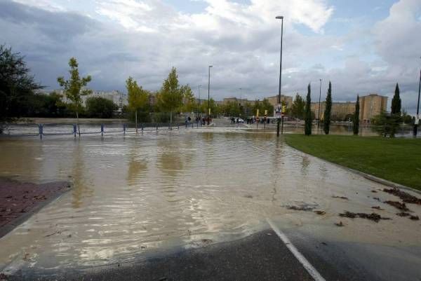 Fotogalería: Imágenes del temporal en Montañana, Zuera y Zaragoza capital