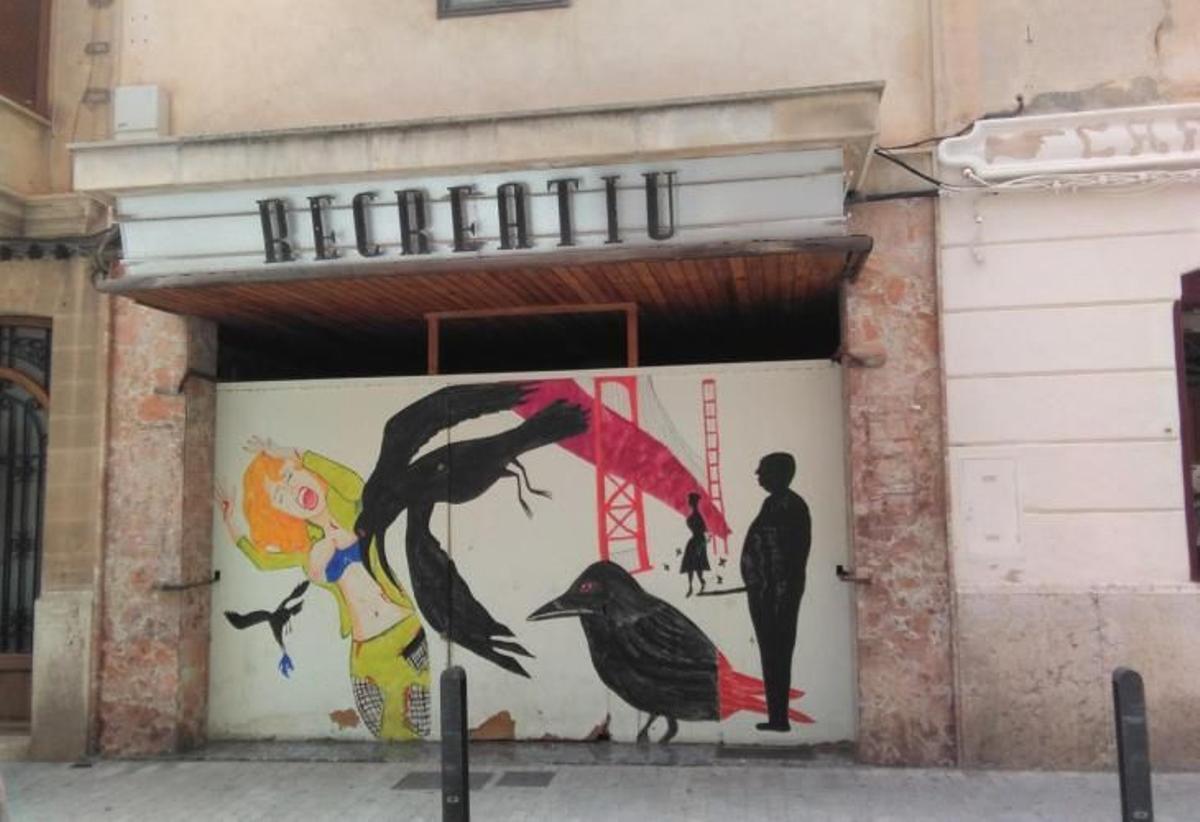 Fachada del Teatre Recreatiu Cas Coix