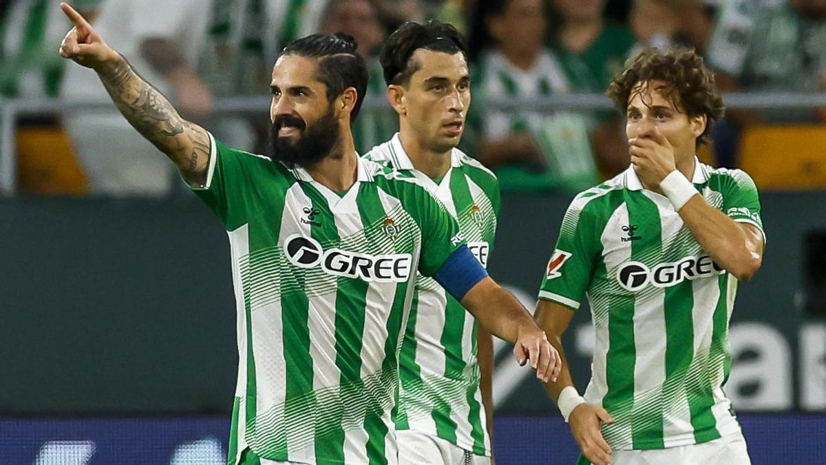 El Betis se exhibe en Sevilla antes de recibir al Barça